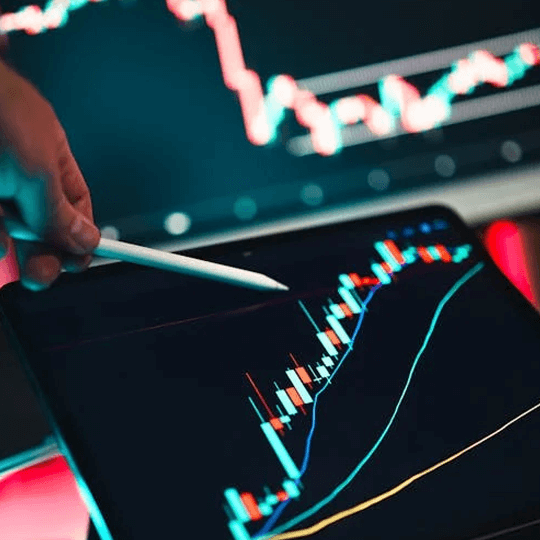 Ala Axivor equipo de expertos en criptoinversión